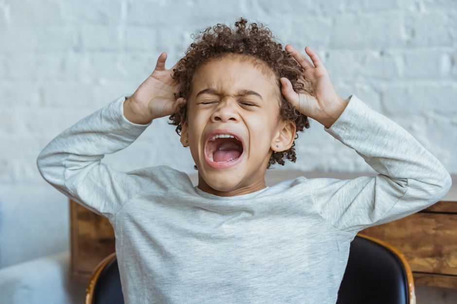 O poder do ‘cantinho da calma’ positivo: Como montar um espaço de regulação que não soe como castigo.